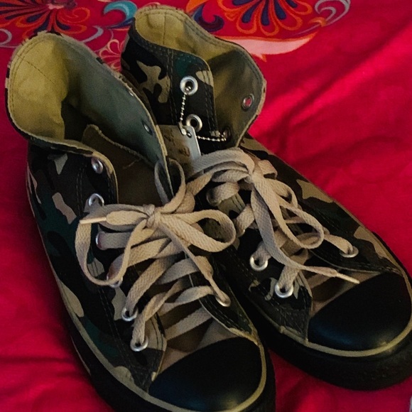 army fatigue converse sneakers